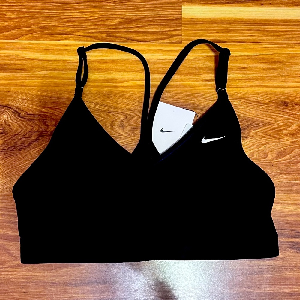 NWT Small Nike Indy Bra